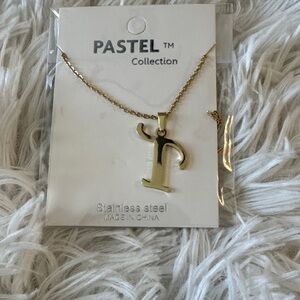 🍀Gold Initial “T” Necklace